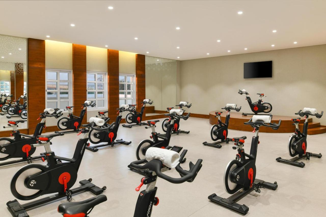 Al Messila, A Luxury Collection Resort & Spa, Doha Dış mekan fotoğraf A spinning class at a hotel