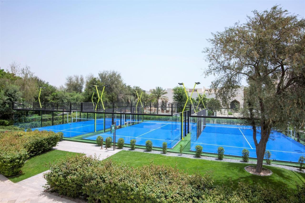 Al Messila, A Luxury Collection Resort & Spa, Doha Dış mekan fotoğraf Tennis courts at the resort